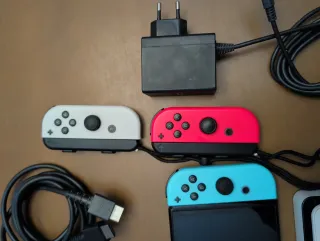 Nintendo Switch OLED con Accesorios