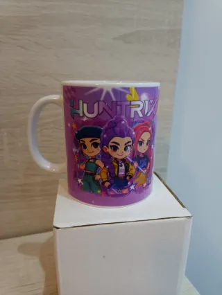 Taza Huntrix Kpop