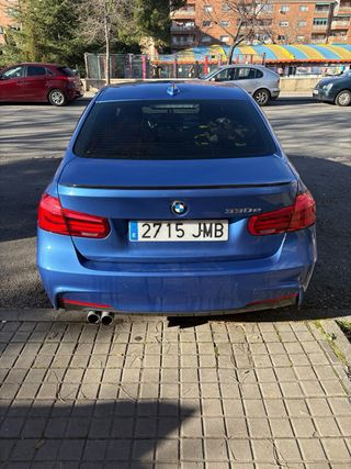 BMW 330e 2016