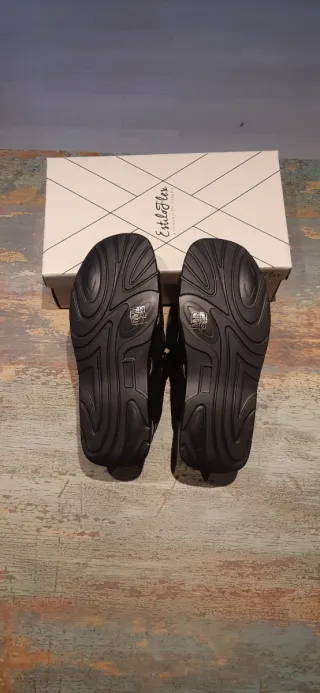 Sandalias nuevas de piel T43 Hombre