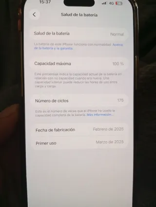 iPhone 16 Pro Max Dorado/Plateado