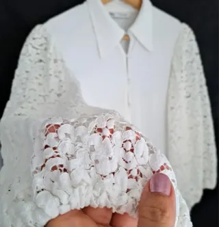 REBAJADA HOY! Bella blusa Zara mangas de encaje L