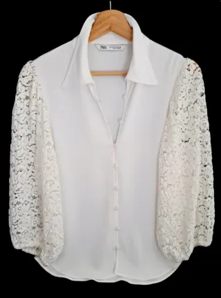 REBAJADA HOY! Bella blusa Zara mangas de encaje L