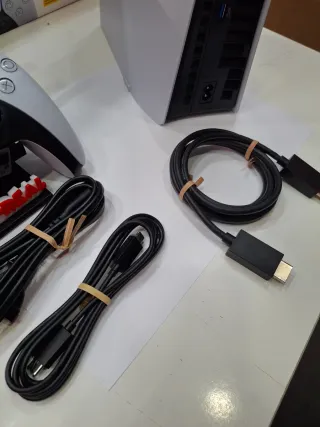 PlayStation 5 Slim Edición Nba2k25 (nueva)