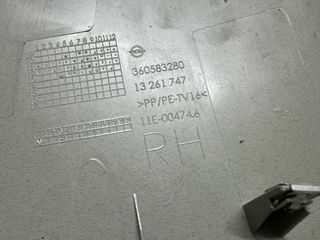 Plástico Mala Direita Opel Astra J Sports Tourer