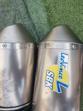 Escapes LeoVince Honda Varadero XL1000V