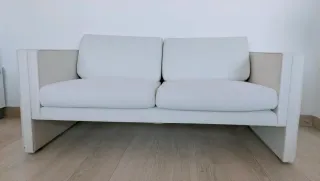 Sofá 2 plazas blanco. Ideal para sala de espera