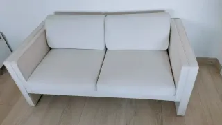 Sofá 2 plazas blanco. Ideal para sala de espera