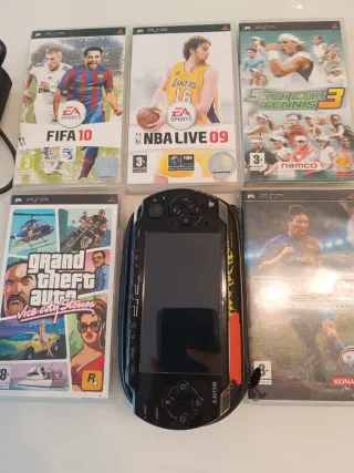 PSP Slim 2004 Nero + 5 giochi