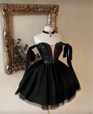 Vestido de fiesta negro de lujo