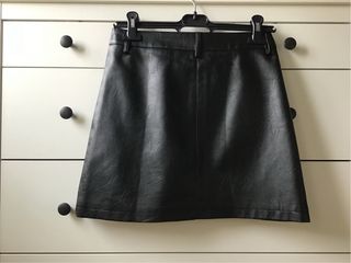 Minifalda cuero negro Pepe Jeans