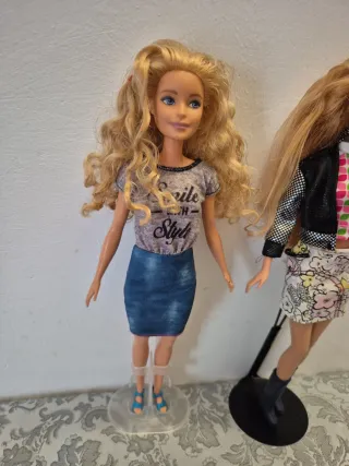 Pack 2 Barbies