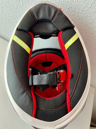 Casco integral Givi Lady S ECE 22.06 nuevo