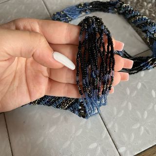 Collana vintage perline intrecciate nere e blu