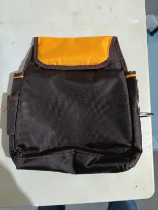 2 Bolsos portaherramientas INGCO