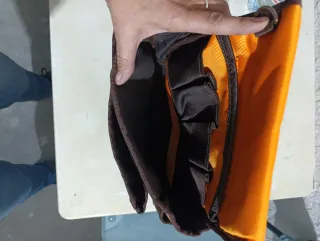 2 Bolsos portaherramientas INGCO