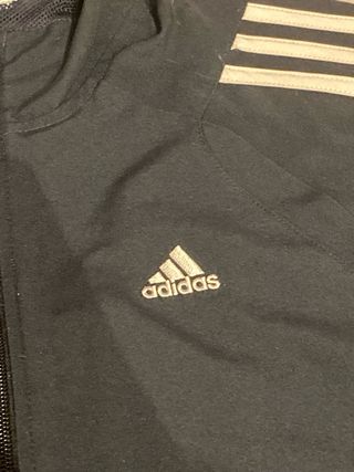 Chaqueta deportiva Adidas azul