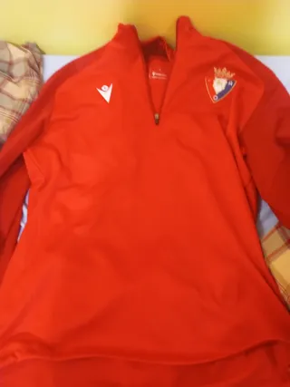 Chándal Macron Osasuna Rojo y Negro
