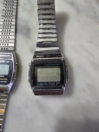 Lote 3 relojes digitales Casio, Seiko, Convoy