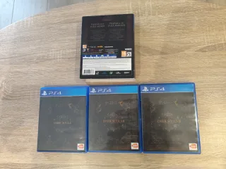 Dark Souls Trilogy PS4