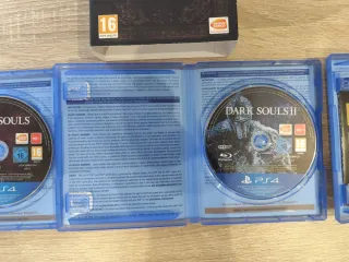 Dark Souls Trilogy PS4