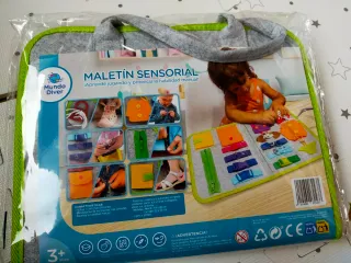 Maletín sensorial con broches NUEVO