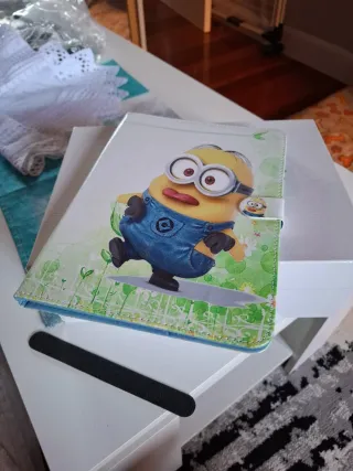 Funda Tablet Minions  De 10 pulgadas