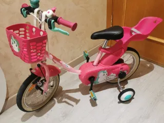 Bicicleta infantil rosa con unicornio