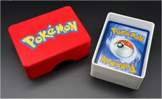 Caja para cartas Pokémon Roja y Blanca