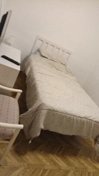 Se.alquila.habitacion