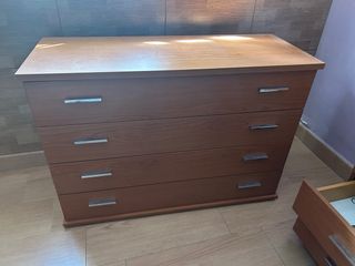 Cómoda de madera 4 cajones