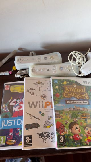 Consola Wii Blanca + 3 Juegos