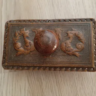 Secante antiguo de cuero y madera