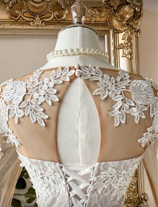 Vestido blanco de fiesta boda encaje tul lujoso