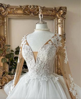 Vestido blanco de fiesta boda encaje tul lujoso