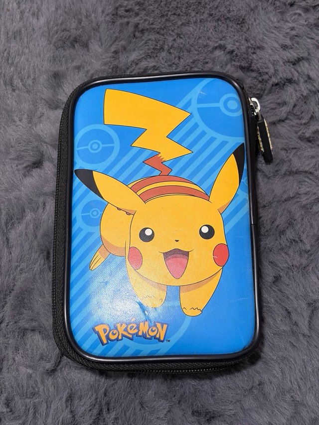 Estuche Star Wars y Pikachu Nintendo 3DS