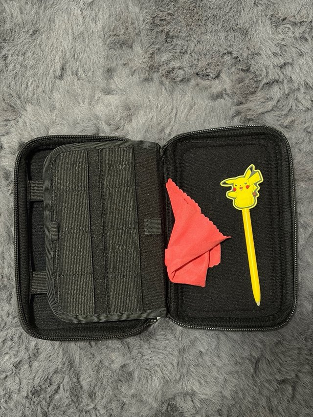 Estuche Star Wars y Pikachu Nintendo 3DS