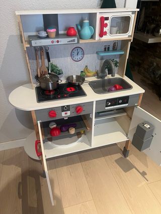 Cocinita infantil de madera