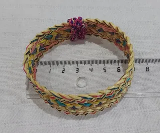 Pulsera tejida artesanal multicolor