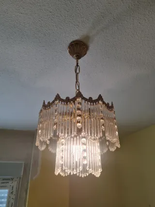 Lámpara de techo colgante de cristal y metal