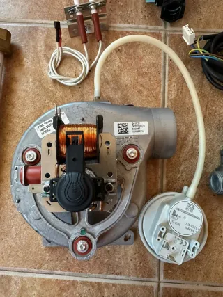 Piezas Calentador Vaillant turbo MAG pro