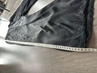 Pantalones negros anchos