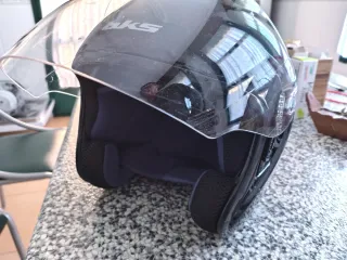 Casco BKS Negro con Visera