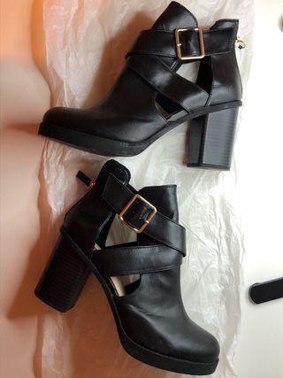 Zapato tacón Pull and Bear