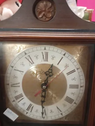 Orologio da terra con termometro