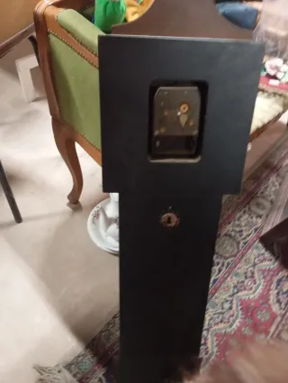 Orologio da terra con termometro