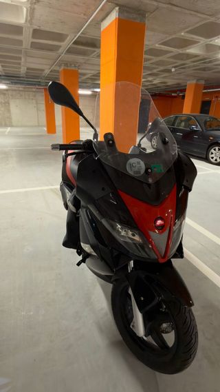 Moto Aprilia 125 MAX