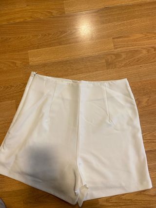 Falda pantalón blanca