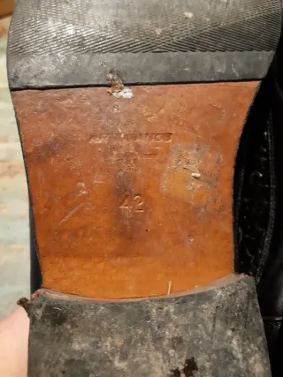 Zapato de vestir hombre T42 calado con cordones