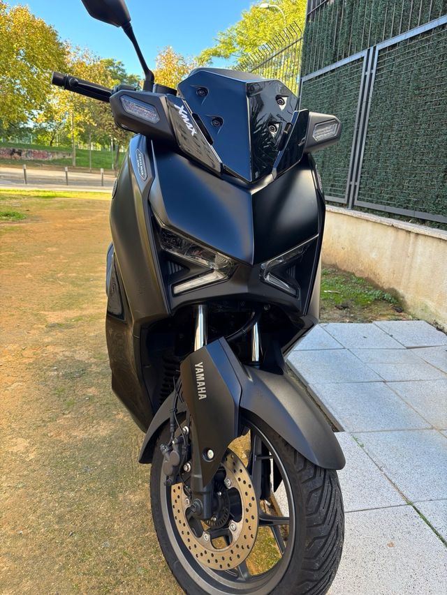 Yamaha Xmax Tech Max 2024